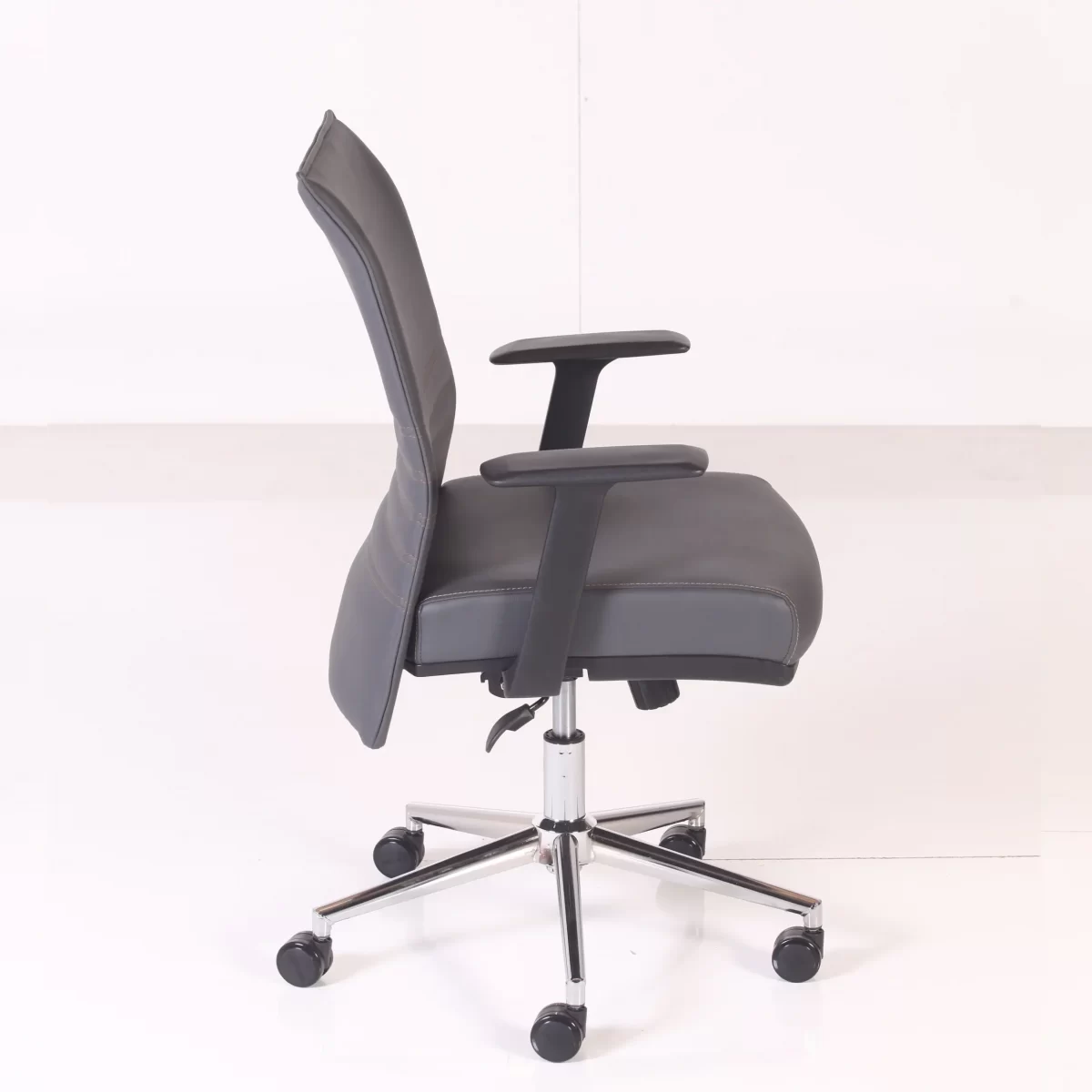 Flow Manager Office Chair 2